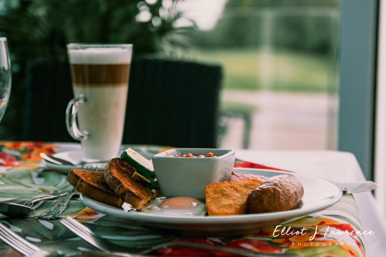 Dudsbury Golf Club - Hotel And Spa Ferndown Bagian luar foto