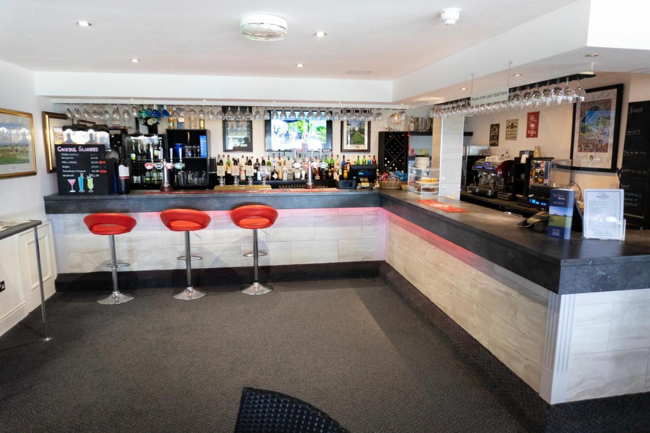 Dudsbury Golf Club - Hotel And Spa Ferndown Bagian luar foto