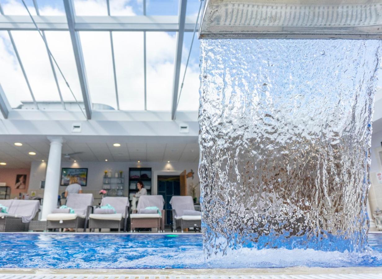 Dudsbury Golf Club - Hotel And Spa Ferndown Bagian luar foto