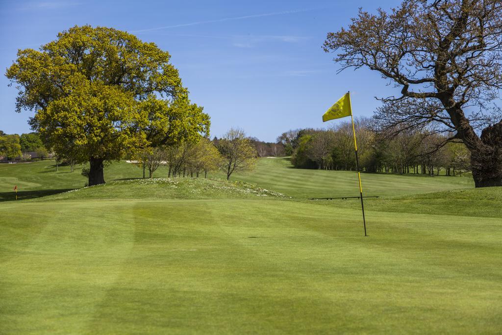 Dudsbury Golf Club - Hotel And Spa Ferndown Bagian luar foto